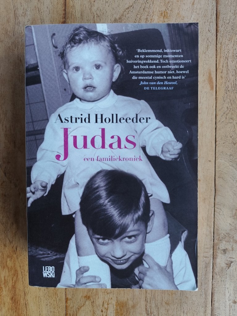 Astrid Holleeder - Judas - een familiekroniek, Gelezen, Overige, Ophalen of Verzenden, Astrid Holleeder