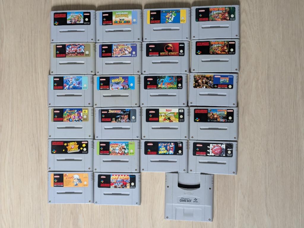 Super Nintendo SNES console + 3 controllers + 21 games, Ophalen of Verzenden, Gebruikt, Met 3 controllers of meer, Met Super GameBoy adapter