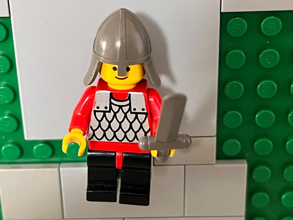 Lego minifiguur scale mail castle minifiguur, Ophalen of Verzenden