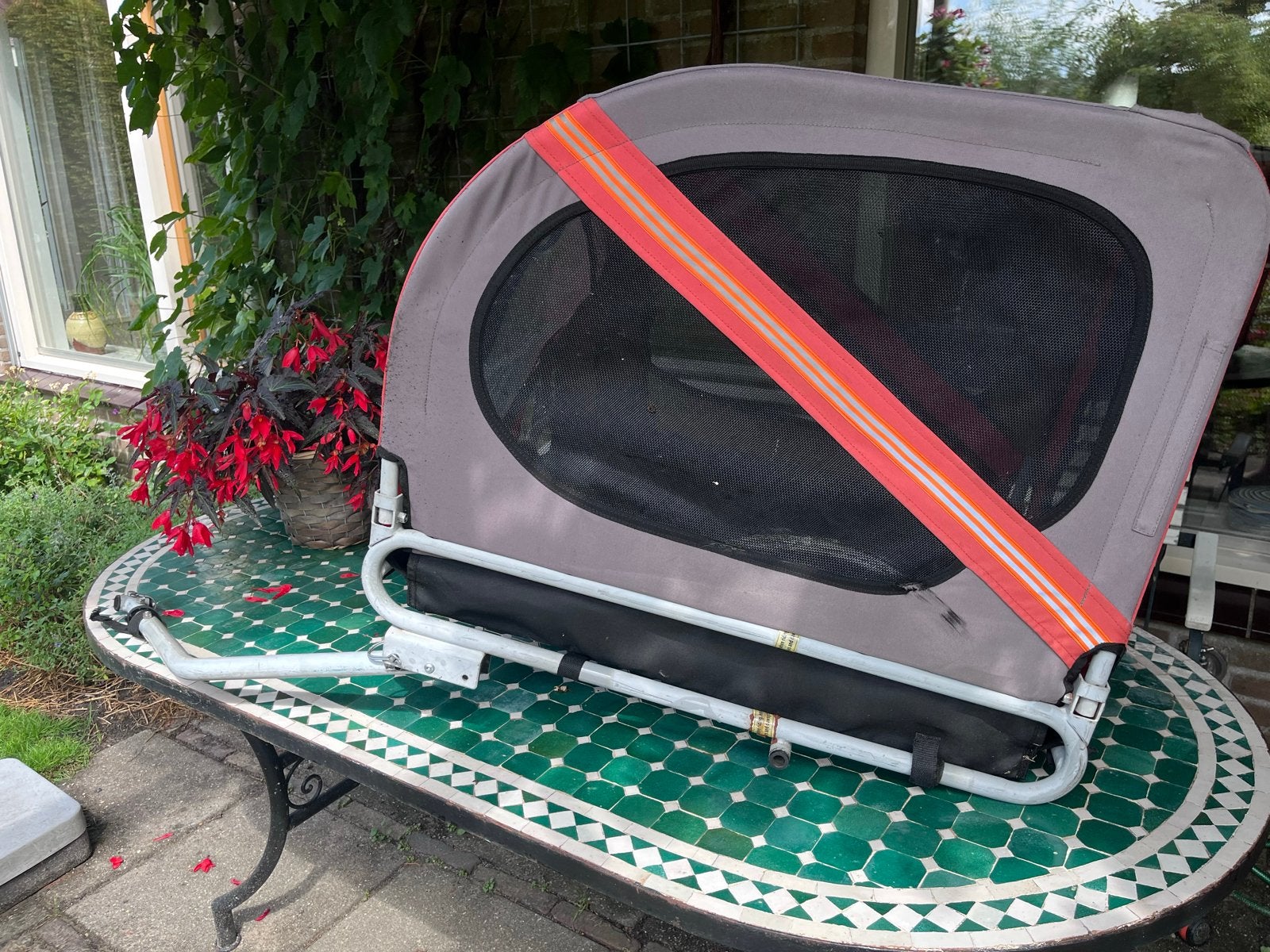 Hondenkar fietskar voor middelgrote hond, Ophalen, Gebruikt, Hondenkar, 20 tot 40 kg