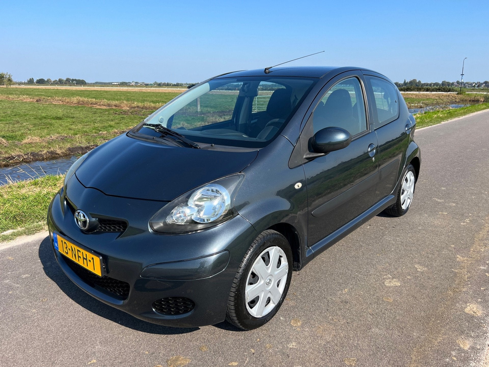 Toyota Aygo 1.0-12V Comfort Airco Automaat 2e Eigenaar, Huisgarantie, Met garantie (alle), 4 stoelen, 68 pk
