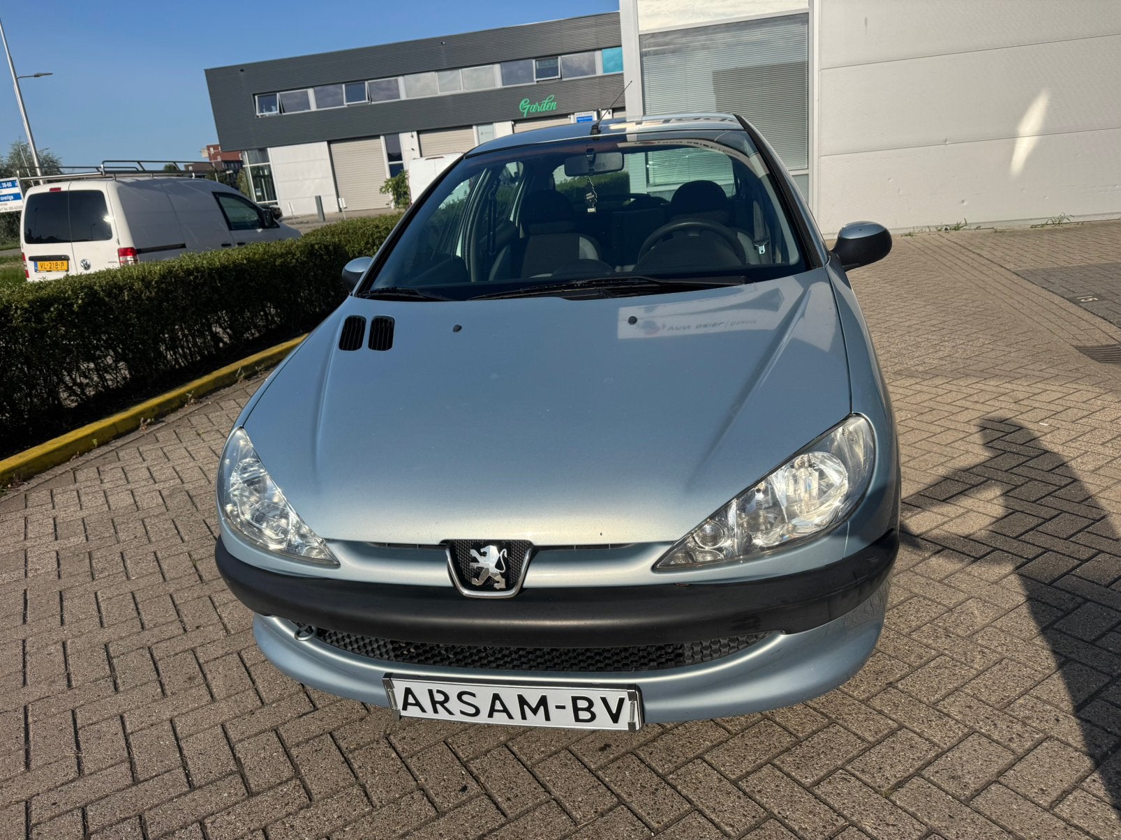 Peugeot 206 1.4 5D 2004 Grijs, Auto's, Peugeot, Voorwielaandrijving, 31 €/maand, 4 cilinders, Origineel Nederlands