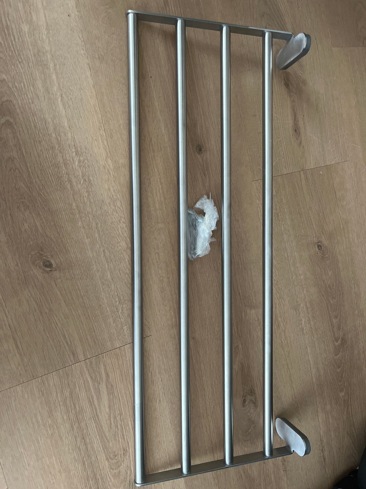 Handdoekenrek RVS - Brogrund (IKEA), Huis en Inrichting, Badkamer | Badtextiel en Accessoires, Ophalen, Nieuw, Zilver, Handdoekenrek