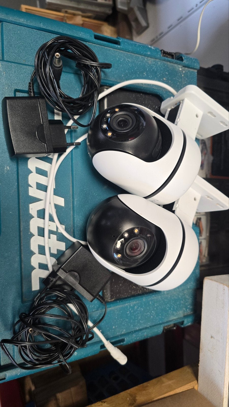 TP-Link Tapo C500 Outdoor Pan/Tilt Beveiligingscamera's, Ophalen of Verzenden, Zo goed als nieuw, Buitencamera