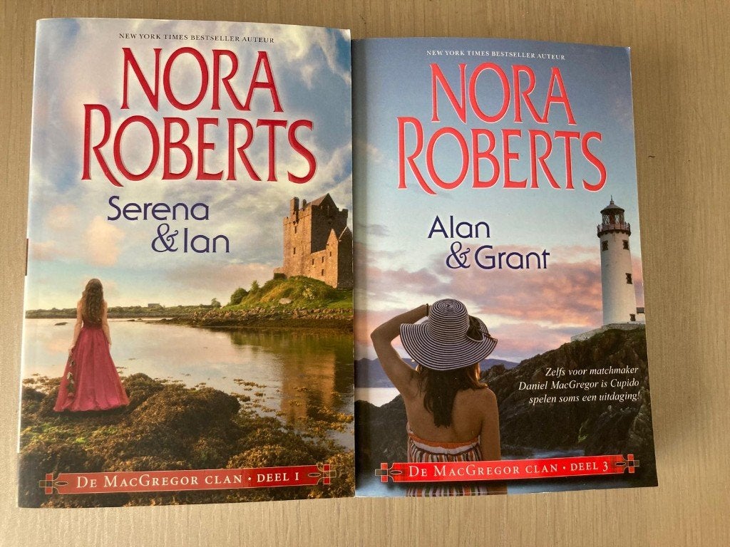 2 Romans van Nora Roberts., Ophalen of Verzenden, Zo goed als nieuw, Nora Roberts