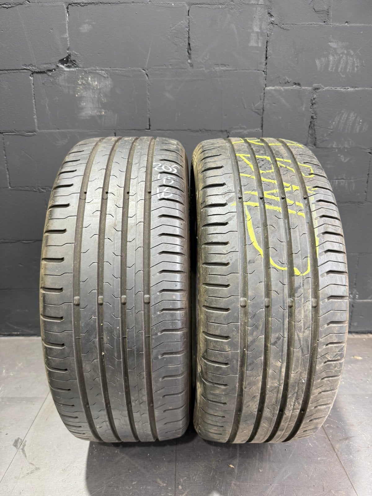2 x 205/45R16 Continental EcoContact5 zomerbanden, Auto-onderdelen, Banden en Velgen, Gebruikt, 16 inch, Zandzuigerstraat 36, Qbanden@gmail.com