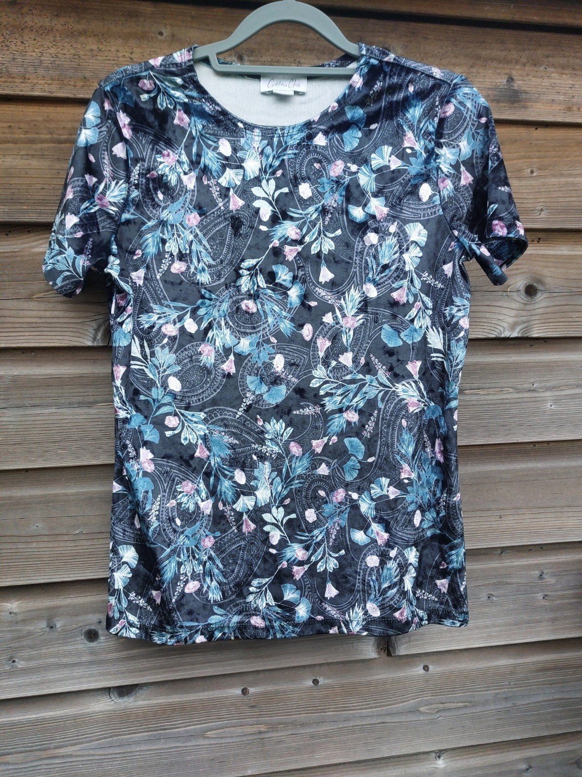 Bewerkt shirtje Cotton Club maat S/36, Kleding | Dames, T-shirts, Verzenden, Zo goed als nieuw, Maat 36 (S), Korte mouw