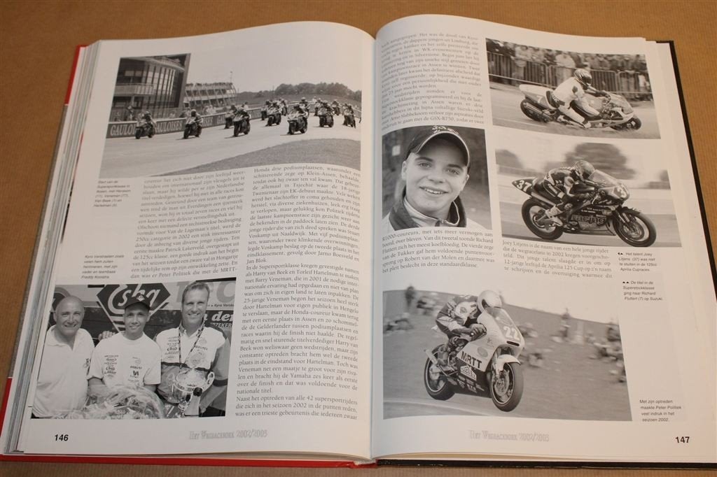 Het Wegraceboek \'02-\'03 - GP, WK Superbike, WK Supersport., Ophalen of Verzenden, Zo goed als nieuw