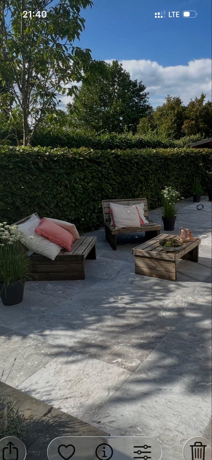 Steigerhouten loungeset met twee stoelen en bijzettafel, Tuin en Terras, Gebruikt, Steigerhout, Loungeset, Stoel