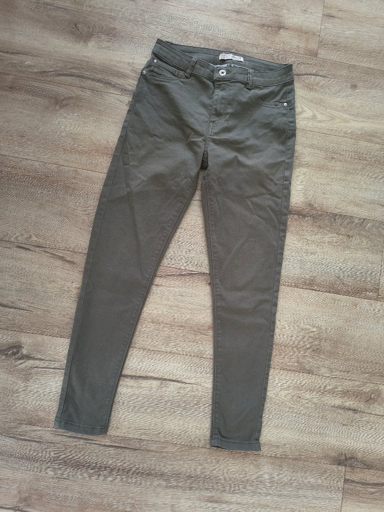 Prachtige groene skinny broek, maat 38. Dames push up groen., Overige kleuren, Onb, Ophalen of Verzenden, W30 - W32 (confectie 38/40)