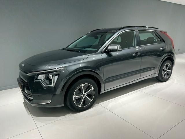 KIA Niro 1.6 GDi Hybrid 141pk DCT6 DynamicLine, Auto's, Kia, Automaat, Gebruikt, Leder en Stof, 23 km/l