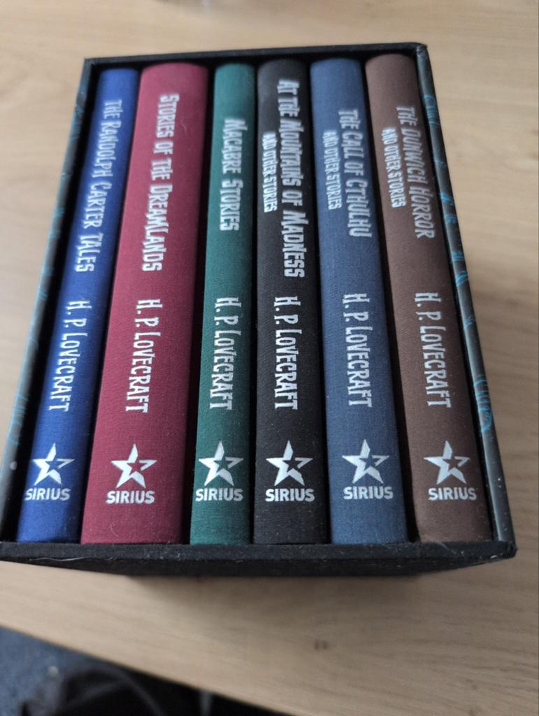 H. P. Lovecraft Collection: Deluxe 6-Volume Box Set Edition, Ophalen of Verzenden, Zo goed als nieuw