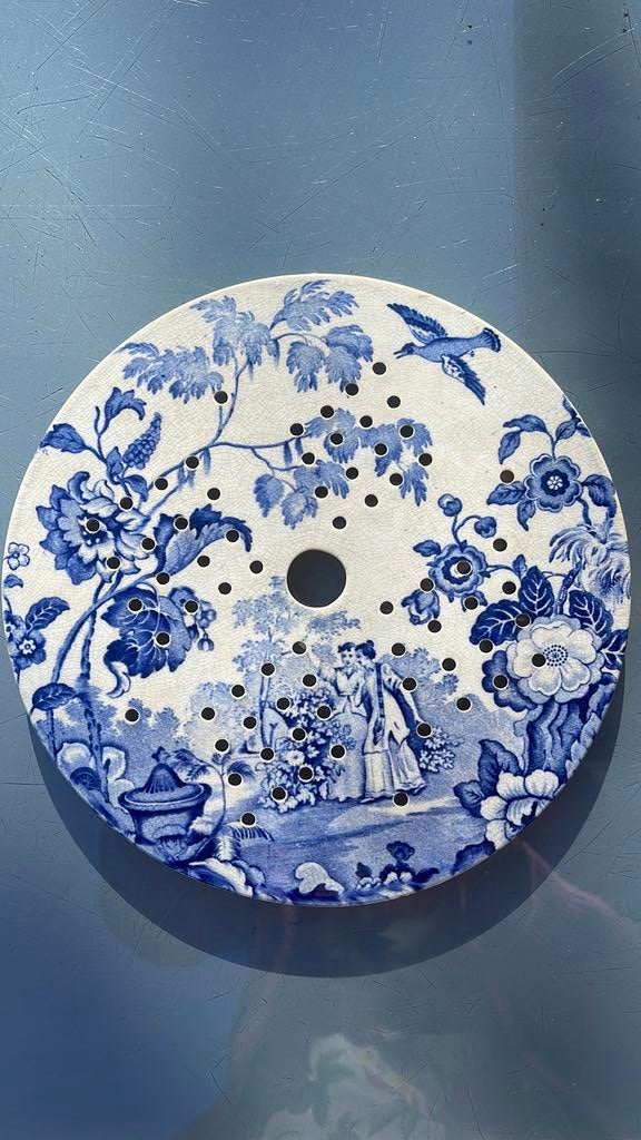 Antieke Faience Kaas- of Zuiveluitlekschotel, 19e Eeuw, Ophalen of Verzenden