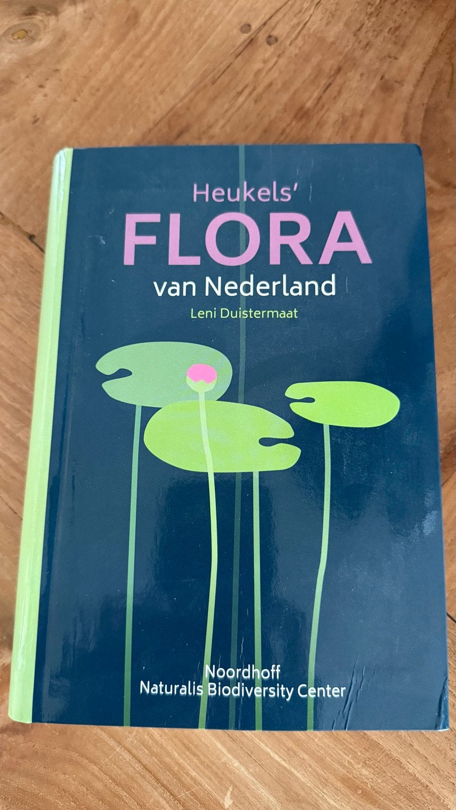 Heukels' Flora van Nederland 24e editie - Zo goed als nieuw, Ophalen of Verzenden, Zo goed als nieuw, Bloemen, Planten en Bomen