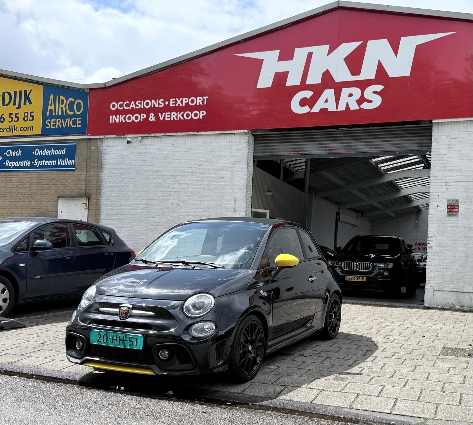 Fiat 500 1.4 T-Jet Abarth 595 Pista Turismo 70th Anniversary, Auto's, Gebruikt, 4 cilinders, Zwart, Leder
