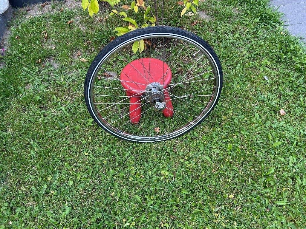 :achterwiel 28 inch 3 NEXUS versnellingen rollerbrakes, Fietsen en Brommers, Fietsonderdelen, Wiel, Gebruikt, Overige materialen