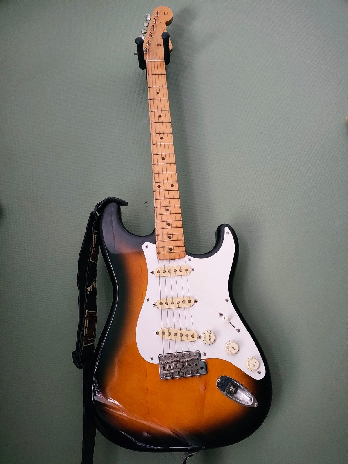 Fender Stratocaster '57 Reissue (1987) - Made in Japan, Ophalen of Verzenden, Gebruikt, Solid body, Fender