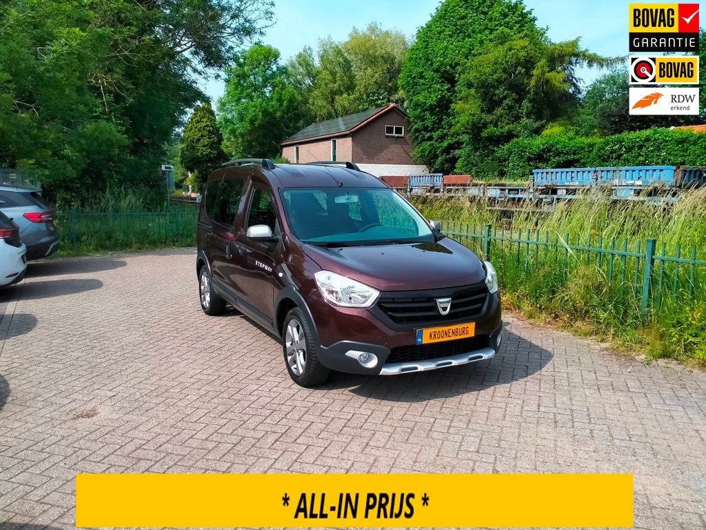 Dacia DOKKER 1.2 TCe S&S Stepway airco cruise navi ALLINPRIJ, Auto's, Dacia, Voorwielaandrijving, 12 maanden, Stof, Gebruikt
