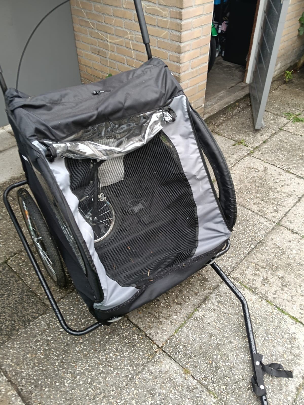 Fietskar voor 2 kinderen - zo goed als nieuw, Ophalen