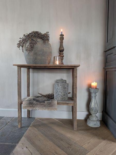 Landelijke sidetable met onder plank verweerd oud hout, Huis en Inrichting, Tafels | Sidetables, Info@stoer-stijlvol.nl, 50 tot 100 cm
