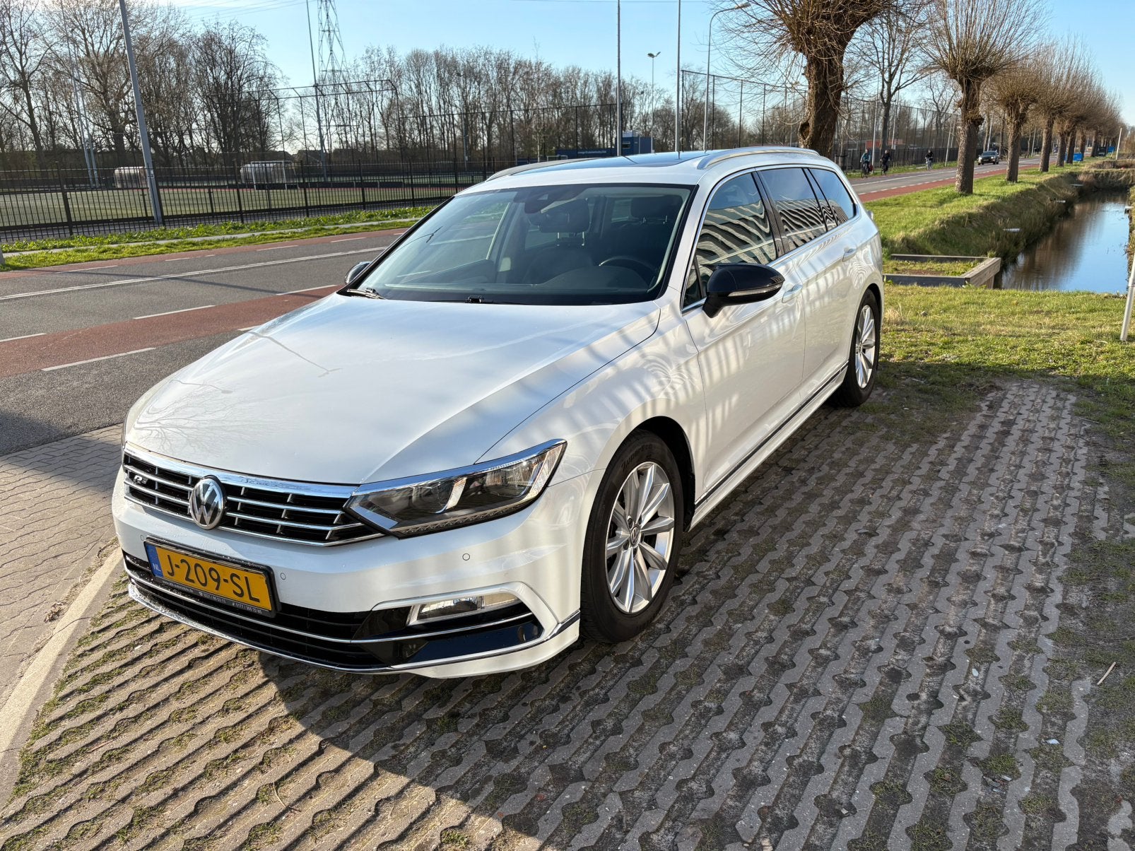 Volkswagen Passat 1.4 TSI 110KW ACT Variant DSG 2017 Wit, Auto's, Zwart, 4 cilinders, Wit, Particulier