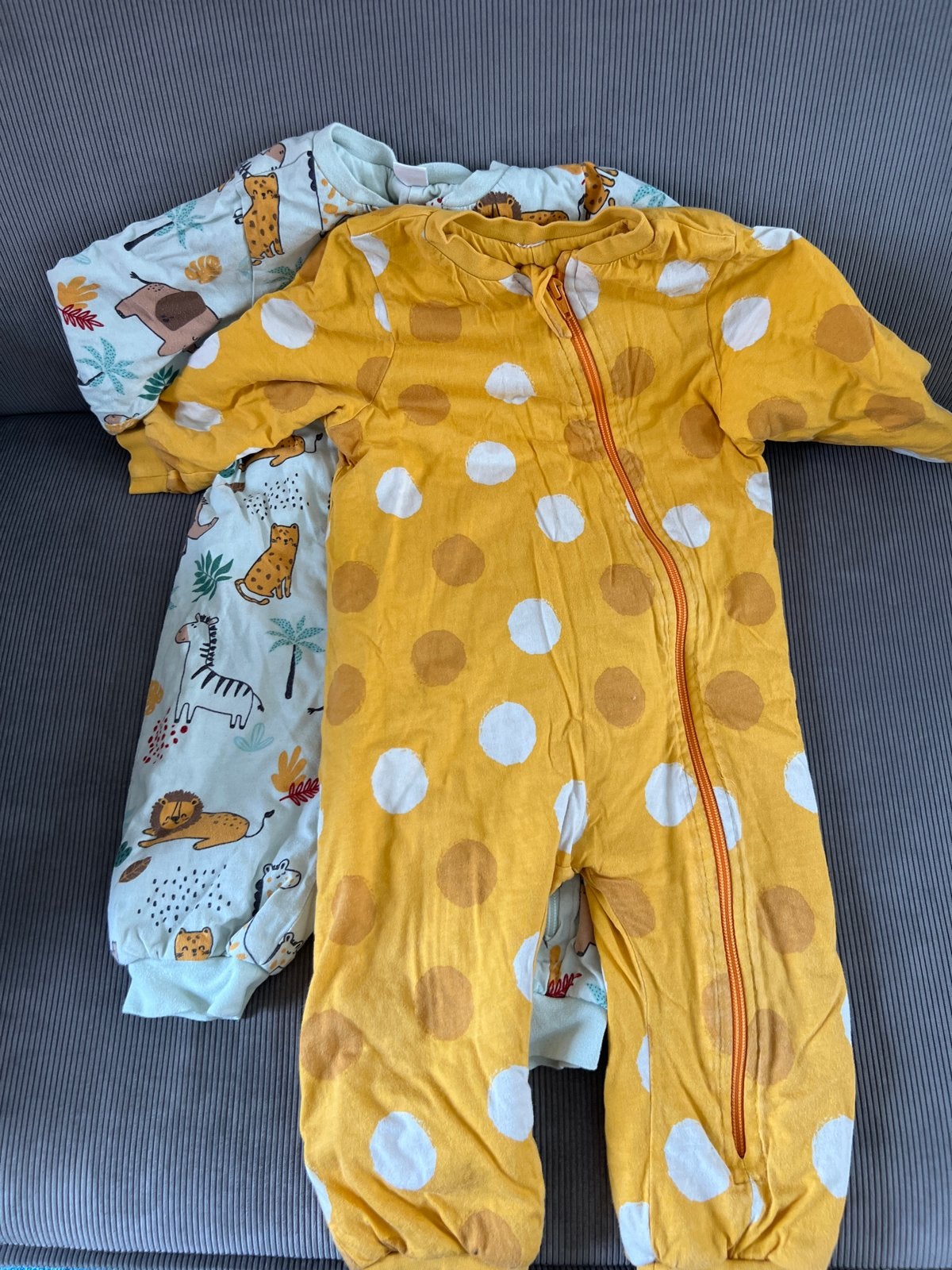 2x Baby slaappakjes/rompers - LCW baby - 6-12/12-18 maanden, Ophalen, Gebruikt, Jongetje of Meisje