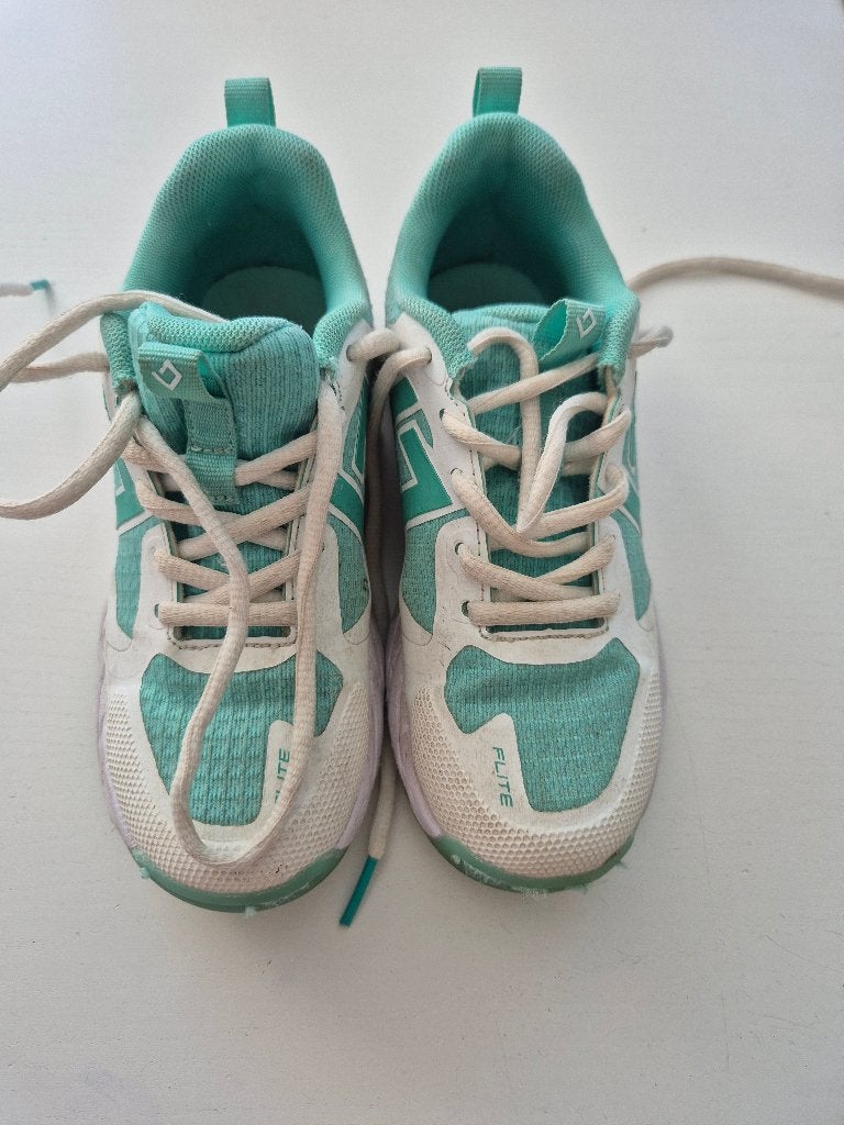 Hockeyschoenen maat 32, Ophalen, Gebruikt, Schoenen