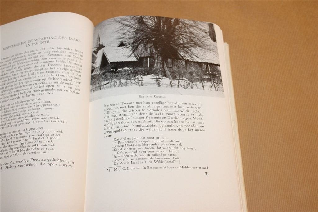 Uit het Land van Katoen en Heide — Twente [1975], Boeken, Ophalen of Verzenden, Gelezen