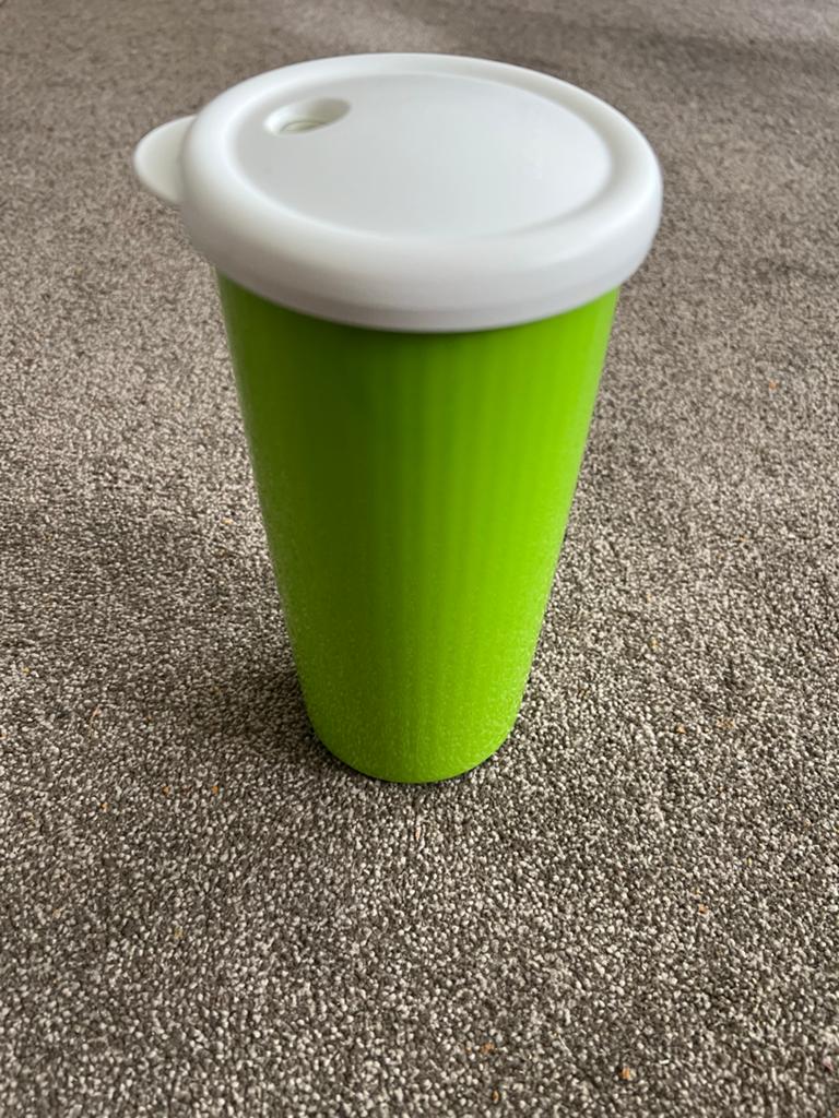 Tupperware thermobeker zo goed als nieuw, Ophalen of Verzenden, Zo goed als nieuw, Groen, Beker of Kan