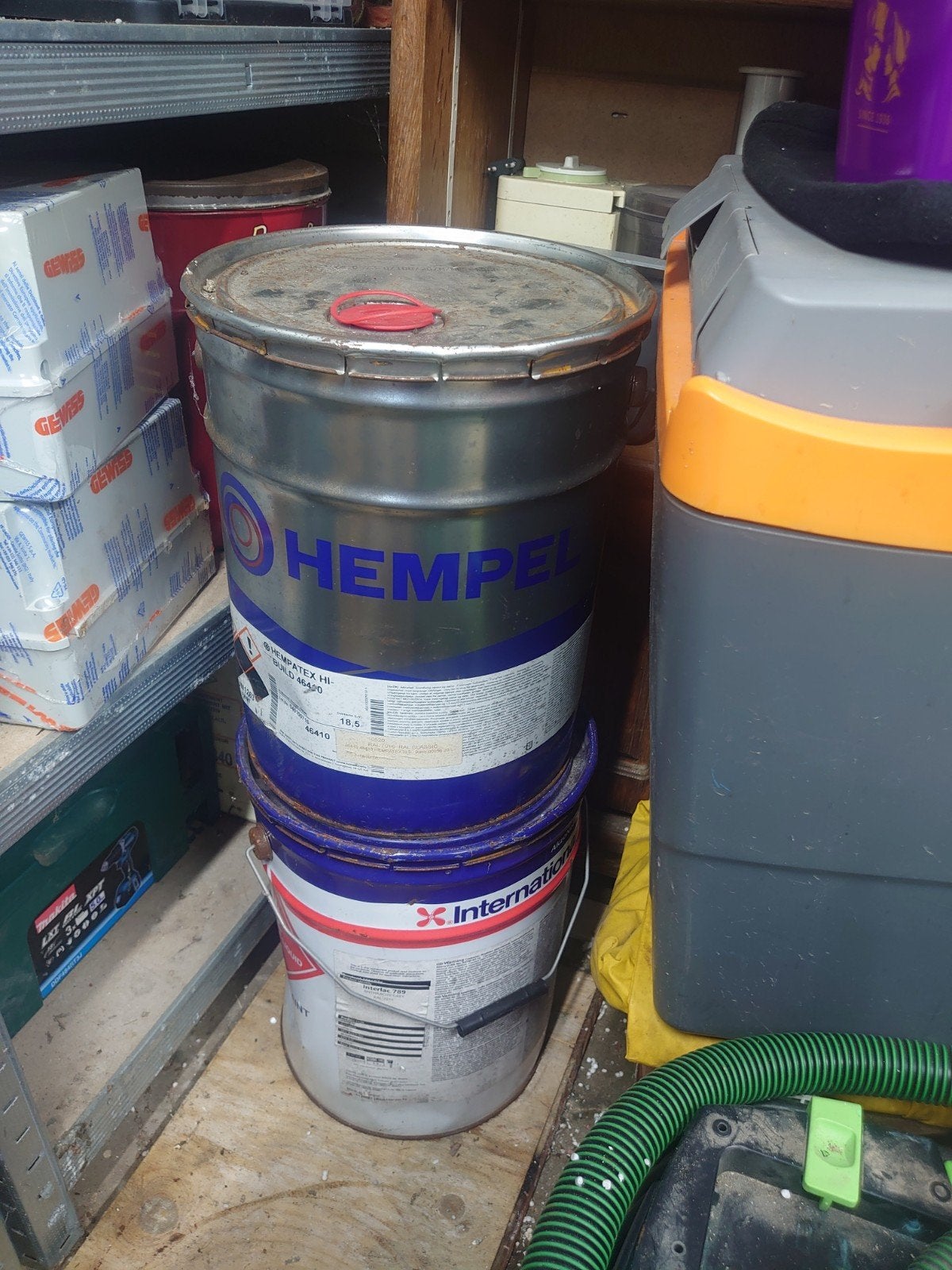 Hempel en International Interlac verf - 4x 20 liter, Ophalen, Nieuw, Grijs