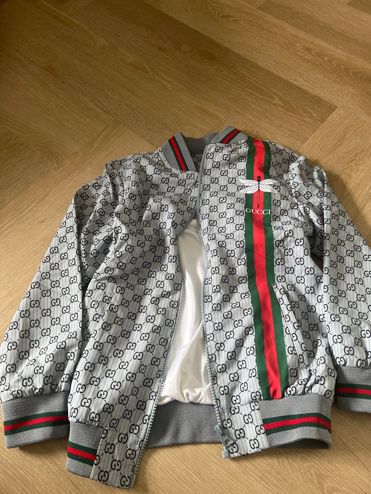 Gucci stijl bomberjack voor kinderen maat 7/8, Ophalen of Verzenden, Gebruikt, Jongen of Meisje