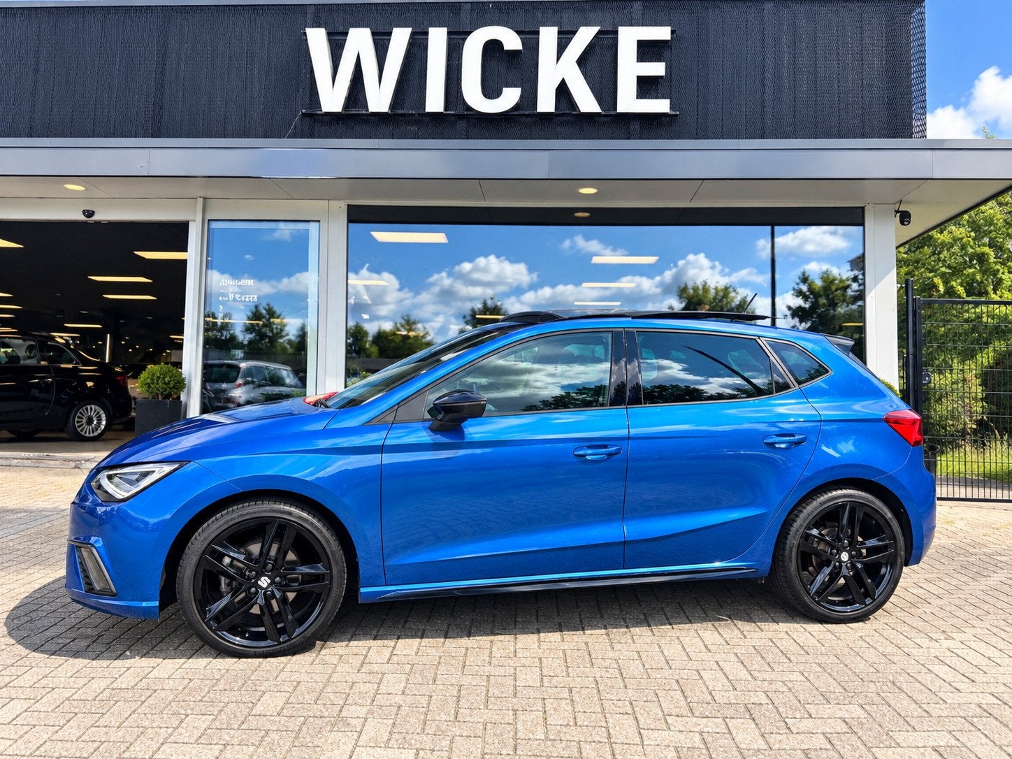 Seat IBIZA 1.0 TSI FR DSG Panorama Virtual Keyless Leder Cam, Dealer onderhouden, Gebruikt, Blauw, Ibiza
