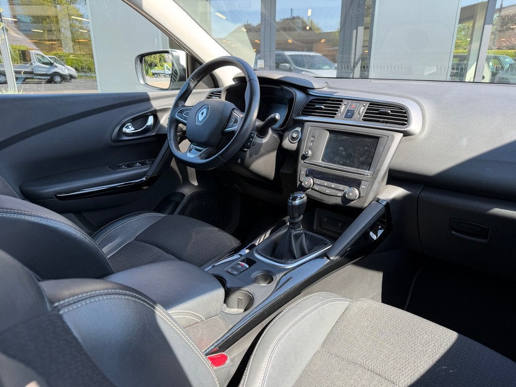 Renault Kadjar Energy TCe 130 Intens (bj 2017), Auto's, Voorwielaandrijving, Kadjar, Euro 6, 4 cilinders