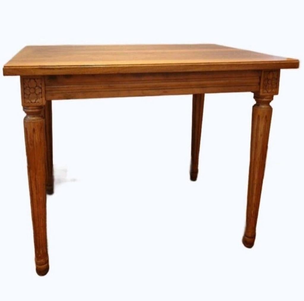 Set van 2 walnoten Franse Louis XVI bijzettafels, Antiek en Kunst, Ophalen