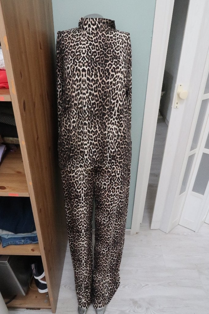 Twoday prachtig pak trui en broek xxl, Bruin, Verzenden, Zo goed als nieuw, Overige typen