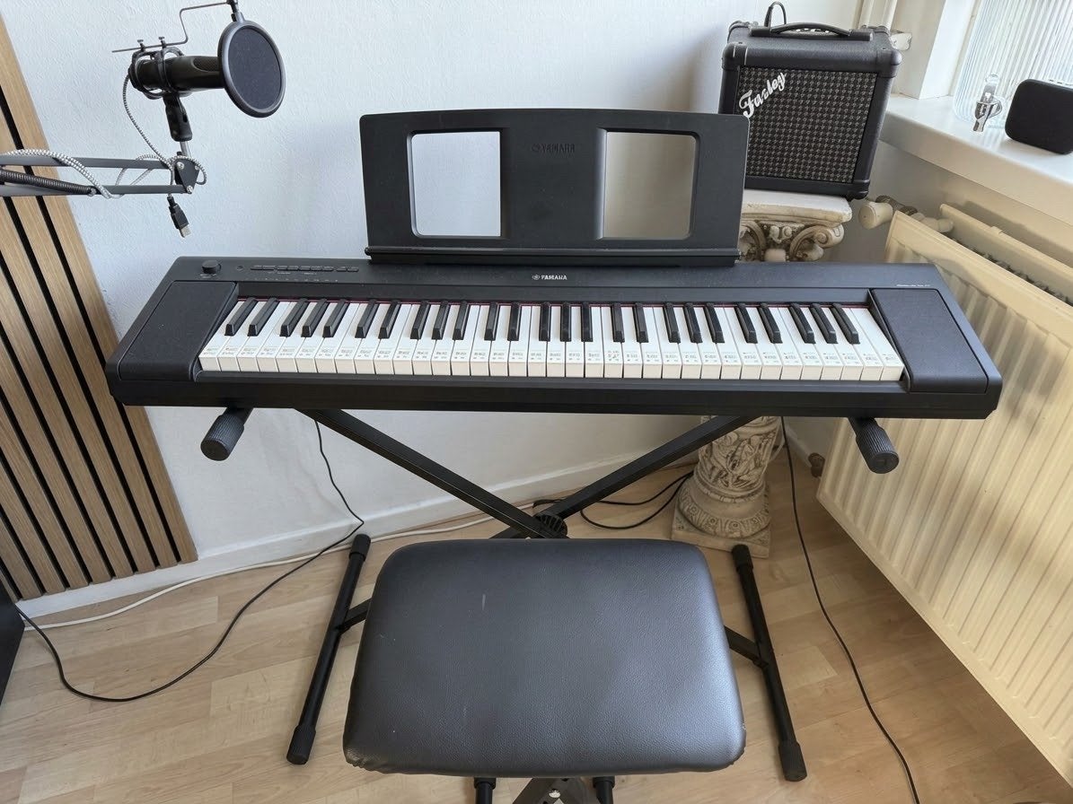 Yamaha NP-15B Piaggero Digitale Piano, Muziek en Instrumenten, Ophalen, Zwart, Digitaal, Zo goed als nieuw