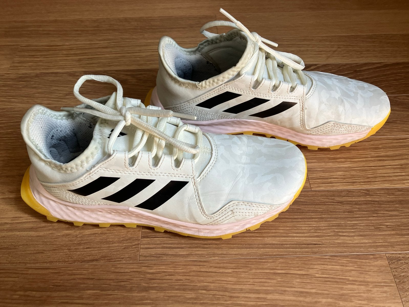 Adidas Youngstar hockeyschoenen - Maat 38, Ophalen of Verzenden, Gebruikt