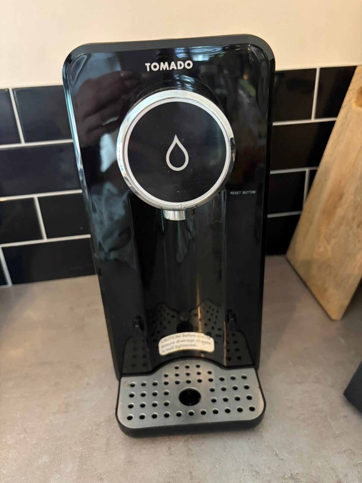 Tomado heet water dispenser, 1 tot 2 liter, Ophalen, Zo goed als nieuw