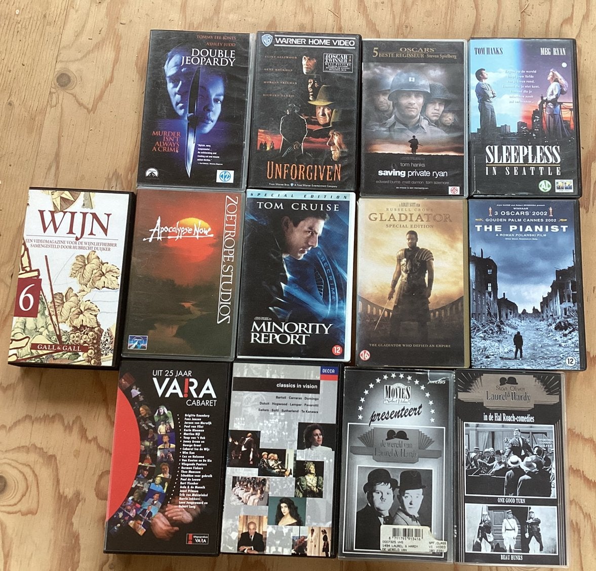 13 Videobanden (VHS) - o.a. Gladiator, Apocalypse Now, ed., Ophalen, Gebruikt, Overige genres