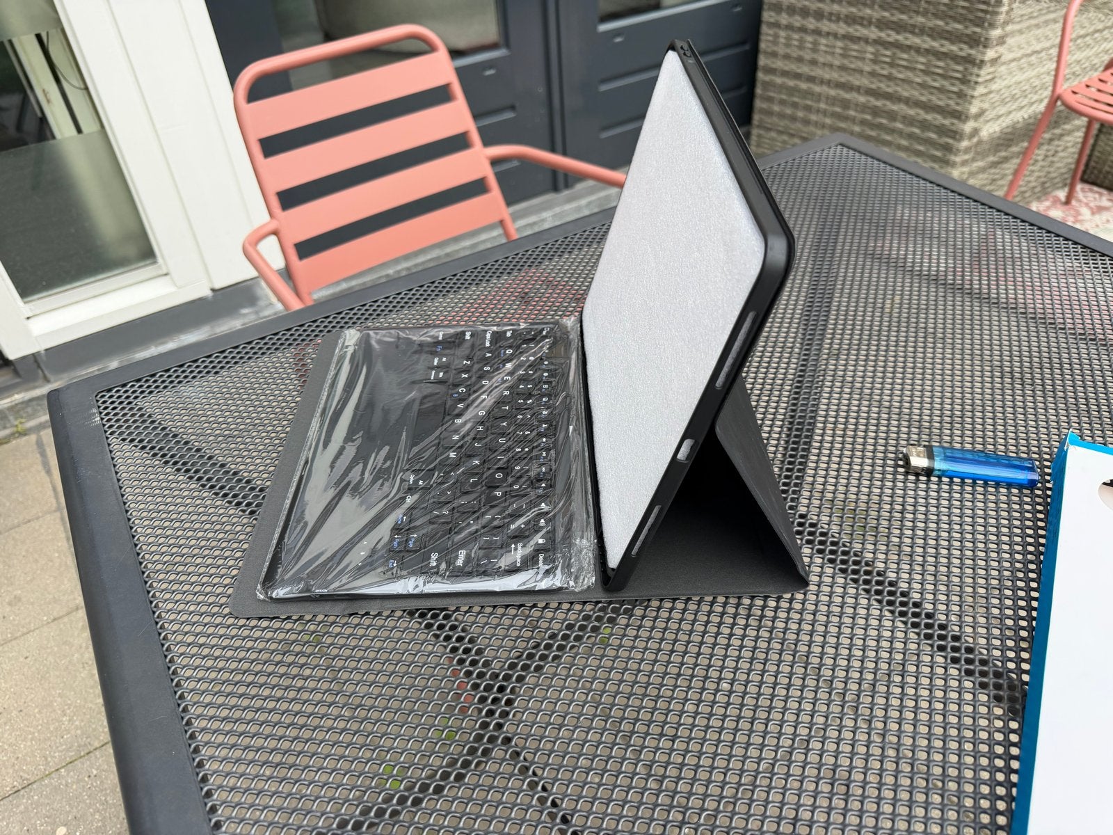 iPad 12.9 hoes met Bluetooth toetsenbord en touchpad, Ophalen of Verzenden, Nieuw, 13 inch of meer, Bescherming voor- en achterkant