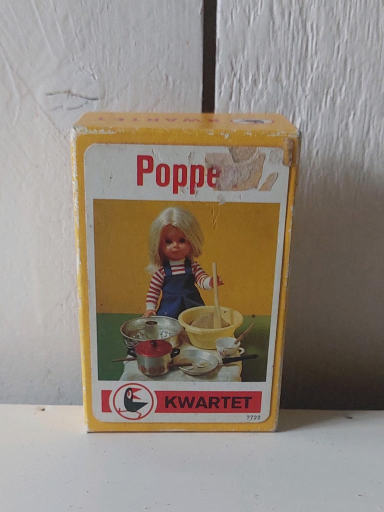 Vintage poppen kwartetspel kwartet poppen 70's raaf, Verzamelen, Speelkaarten, Jokers en Kwartetten, Ophalen of Verzenden, Gebruikt
