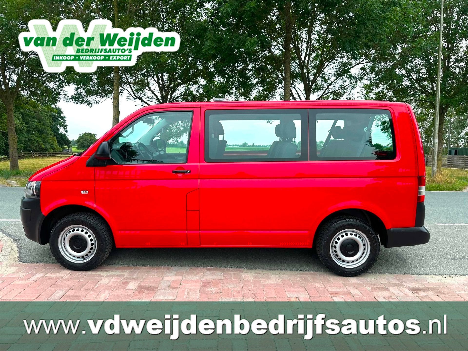 Volkswagen Transporter Kombi 2.0 TDI L1H1 9 PERSOONS AUTOMAA, Auto's, Volkswagen, Euro 5, Stof, Gebruikt, 241 €/maand