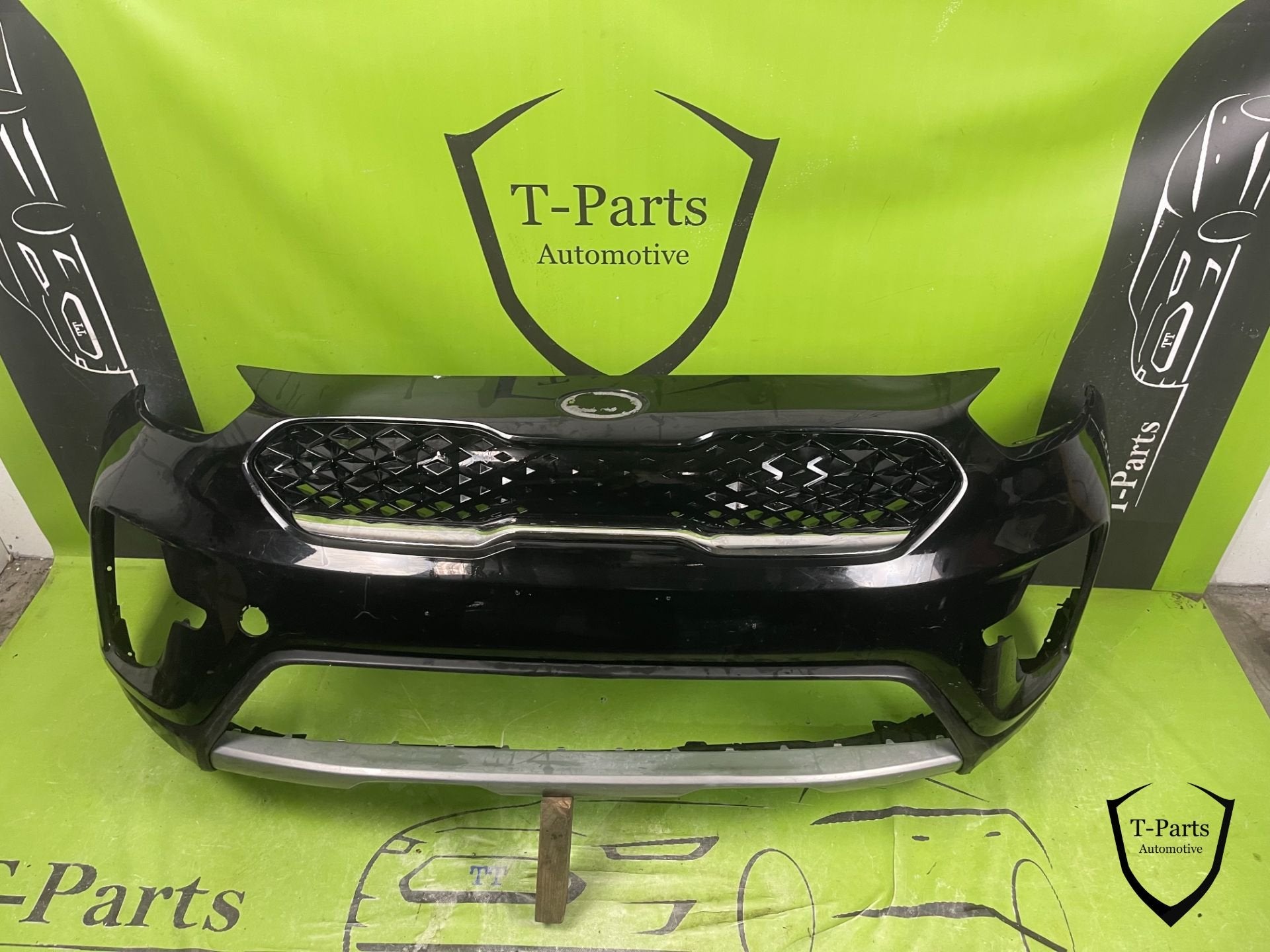 kia niro voorbumper bumper, Heolleung-ro 12
06797  Seoul, Ophalen of Verzenden, Bumper, Info@kia.com