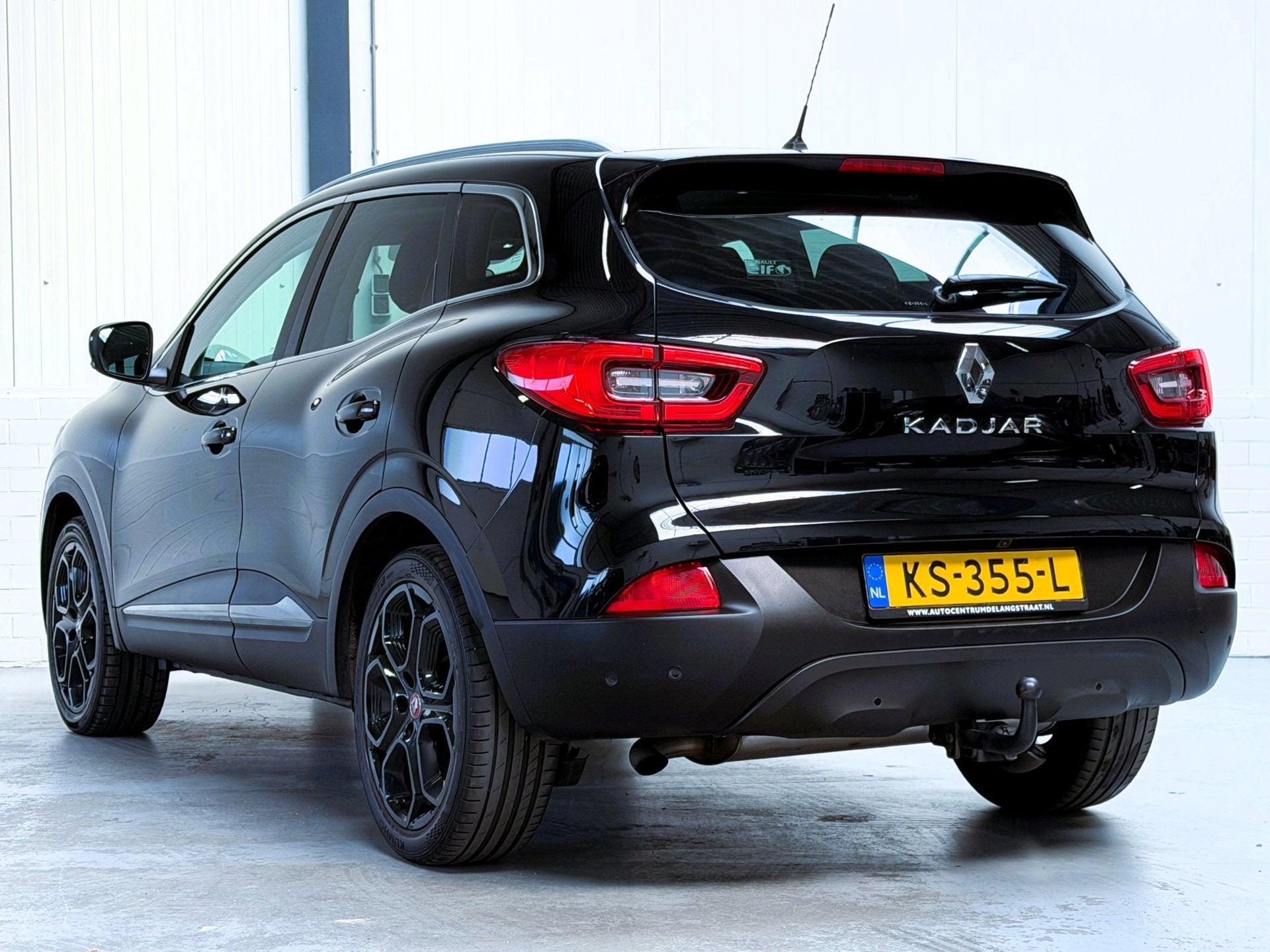 Renault Kadjar 1.2 TCe Extase|Leder|LED|Ketting V.V.|Trekhaa, Auto's, Voorwielaandrijving, Gebruikt, 4 cilinders, Zwart