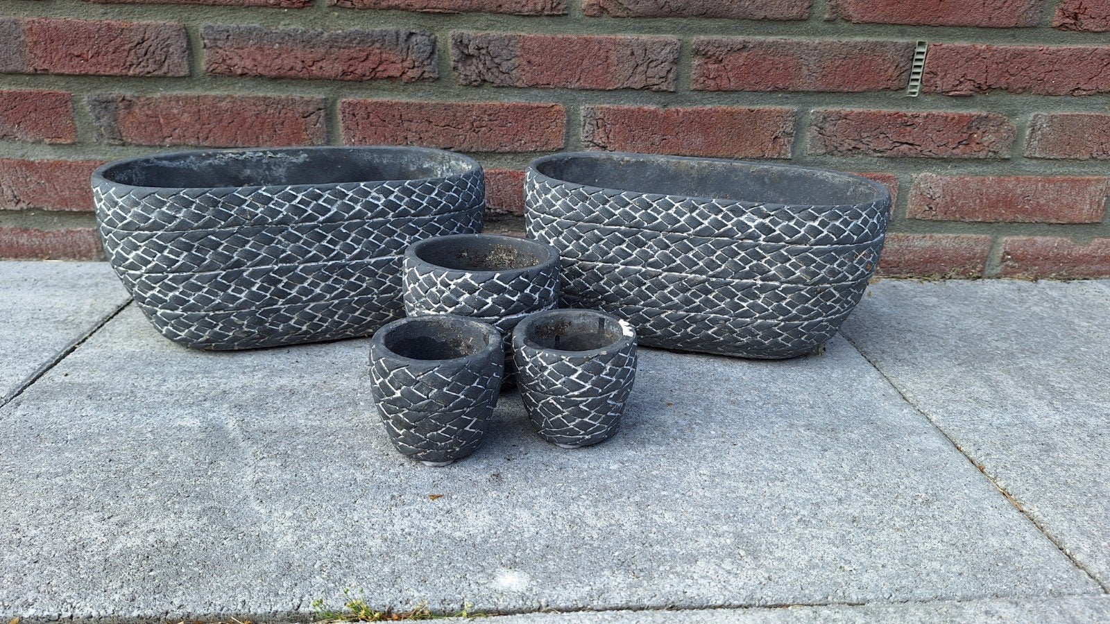 Set van 5 Intratuin stenen potten, gemêleerd grijs, Ophalen, Zo goed als nieuw, Balkon, Beton