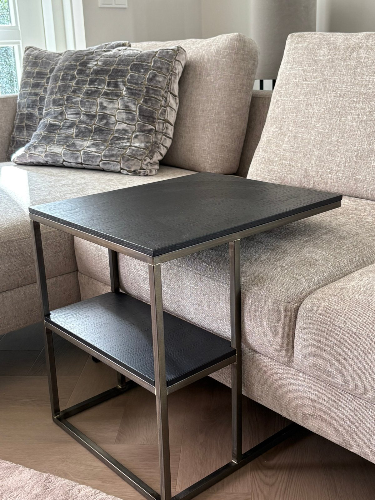 Bijzettafel metaal / eiken Raw design, Minder dan 55 cm, Metaal of Aluminium, Zo goed als nieuw, Rechthoekig