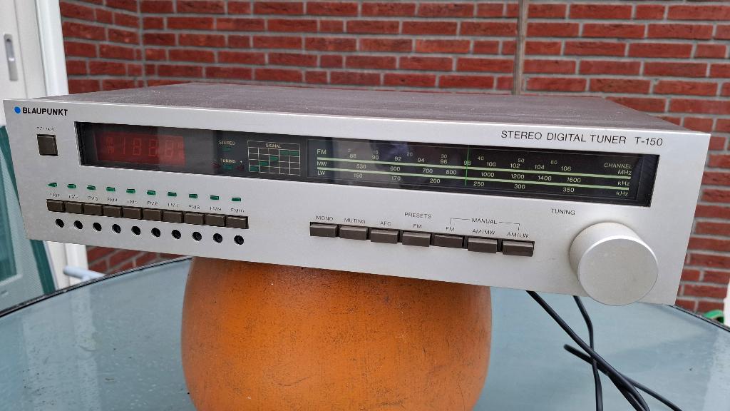 Blaupunkt T150 stereo digital tuner, Ophalen of Verzenden, Zo goed als nieuw