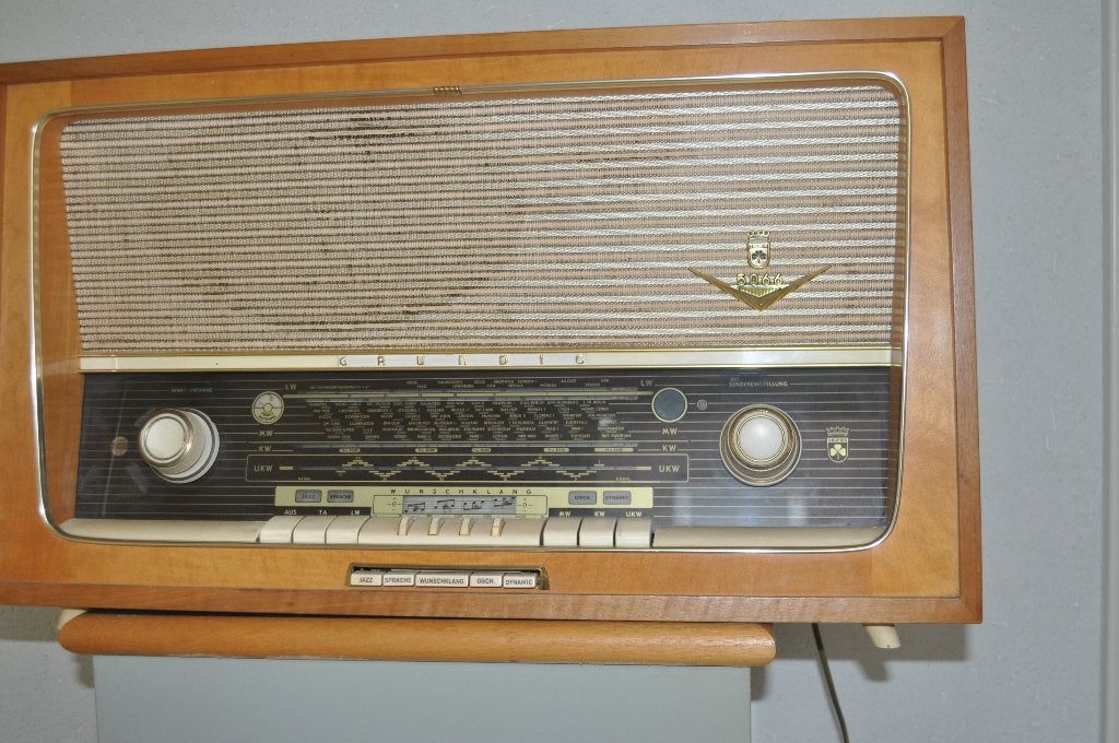 Grundig retro radio, Ophalen, Gebruikt, Radio