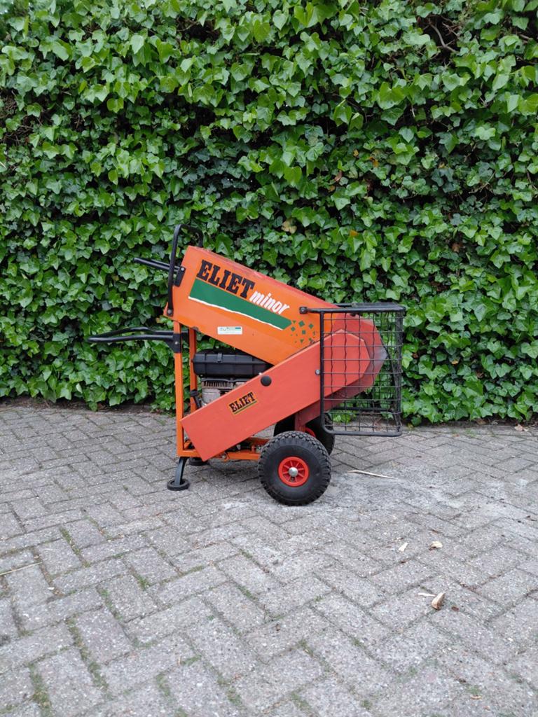 Hakselaar eliet minor, Ophalen, Gebruikt