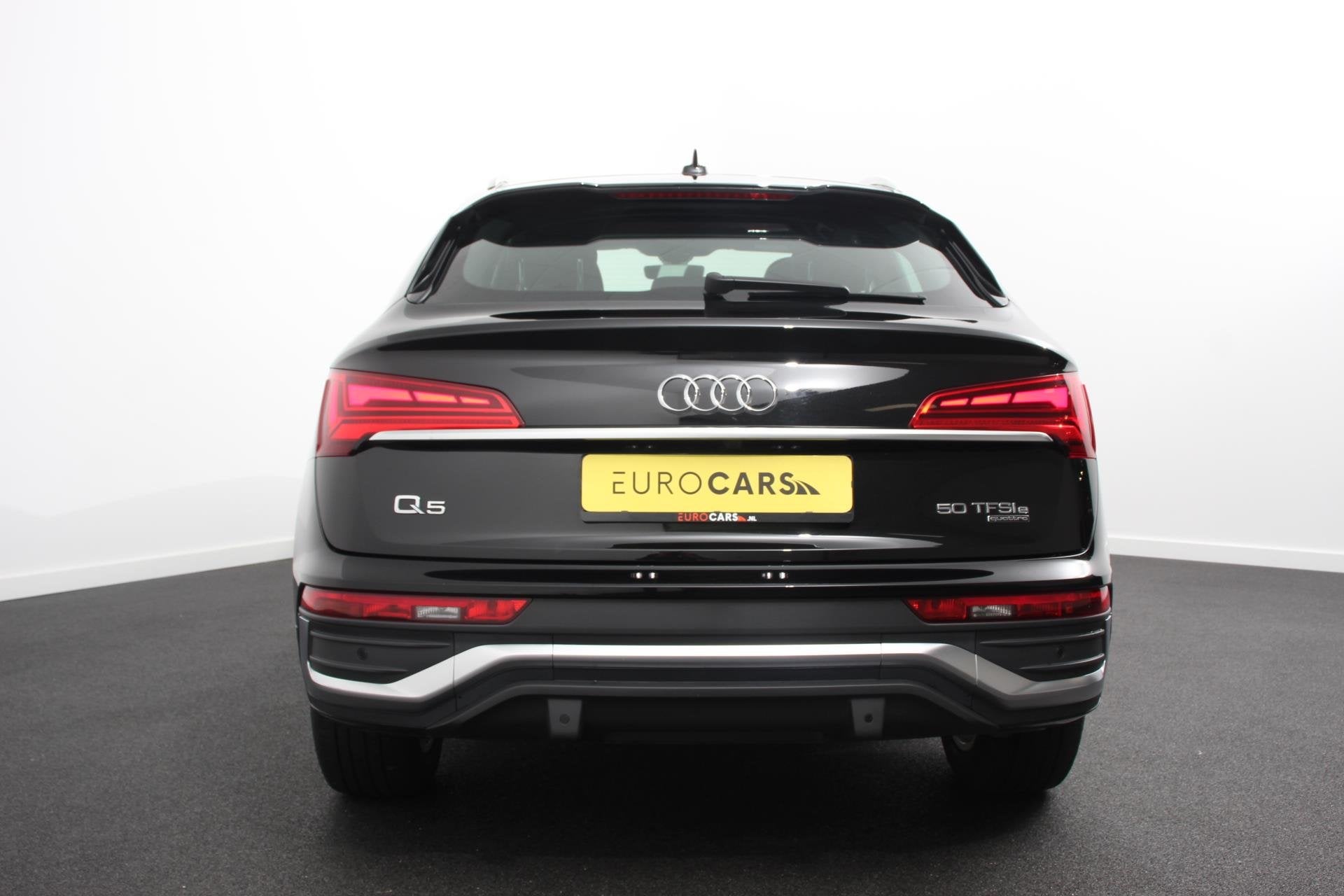 Audi Q5 Sportback 50 TFSI e S Edition S-Tronic Plug in Hybri, Auto's, Automaat, Automatische klimaatregeling, 14 kWh, Gebruikt